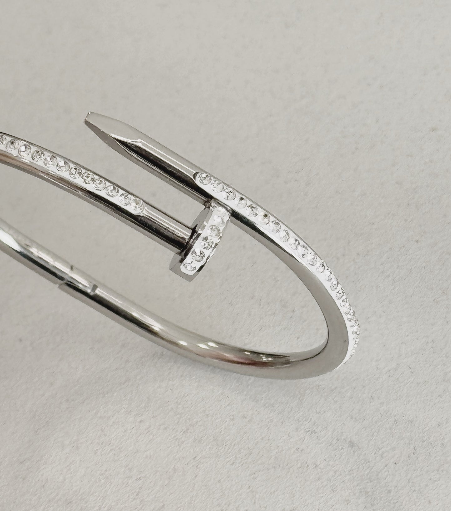 Bracciale chiodo Pavè