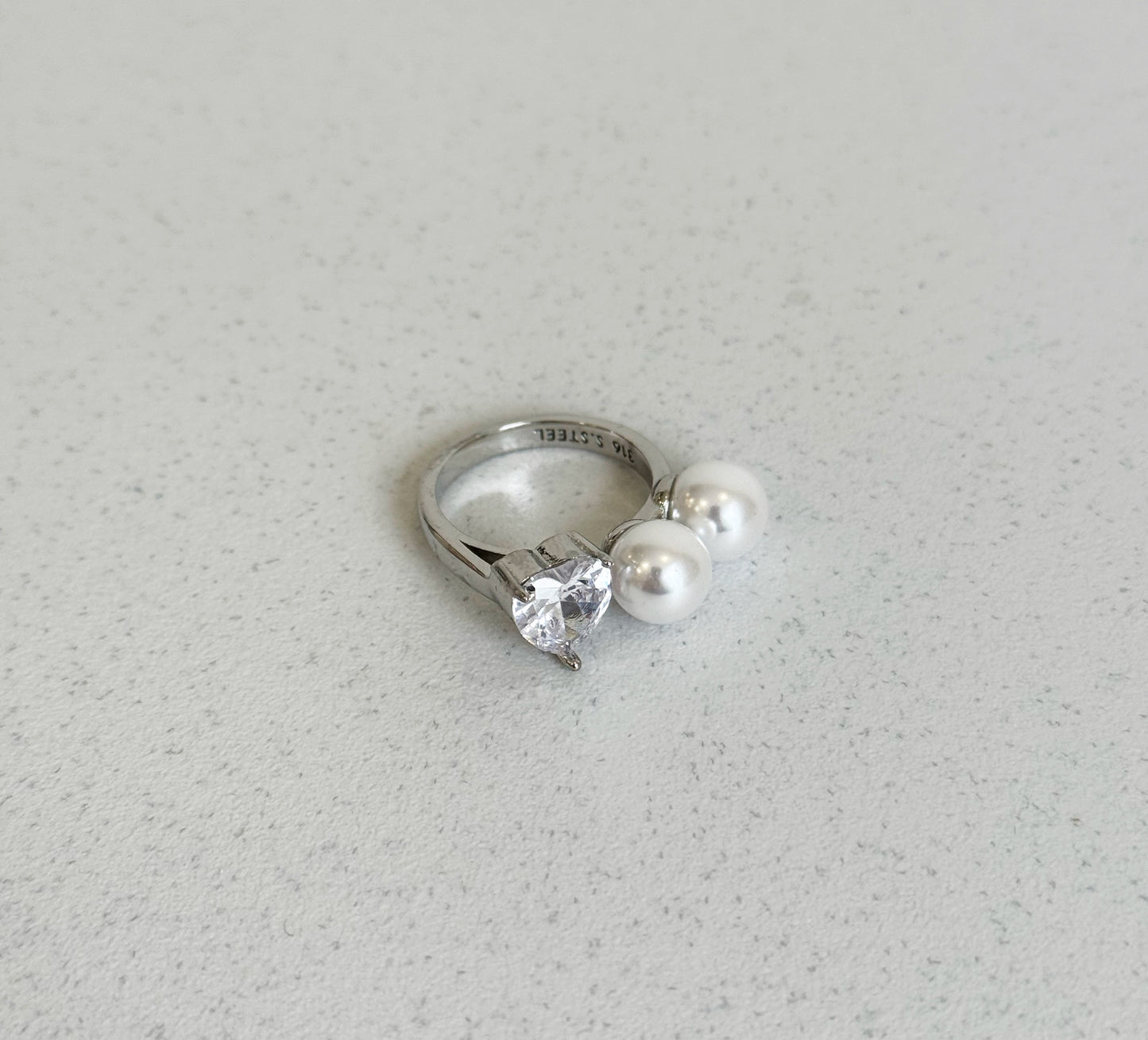 Anello cuoricino di luce