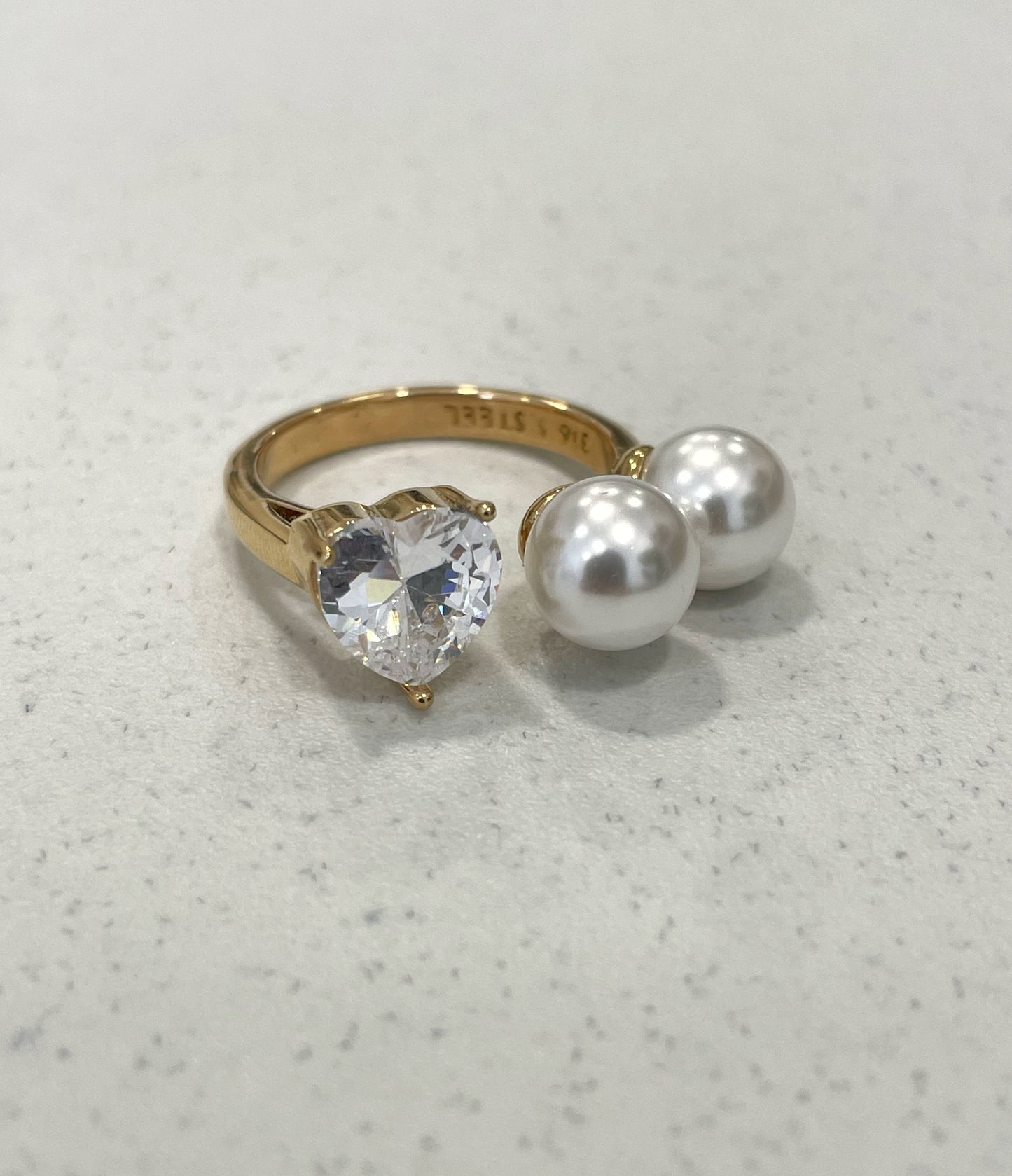 Anello cuoricino di luce