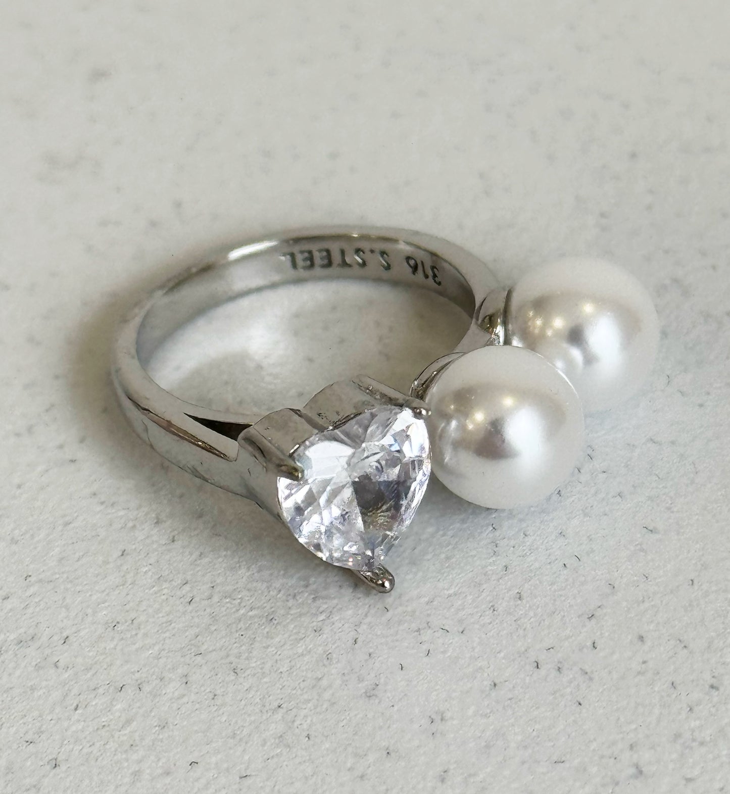 Anello cuoricino di luce