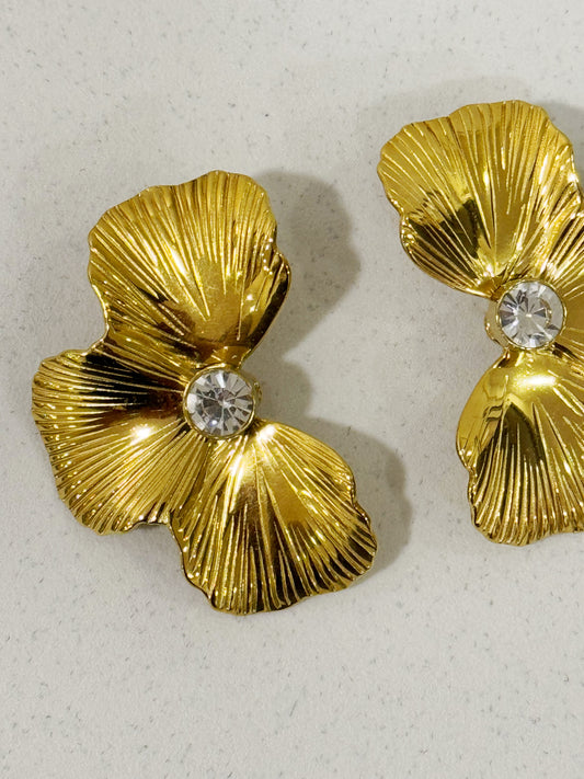 Orecchino “Mezzo Fiore”