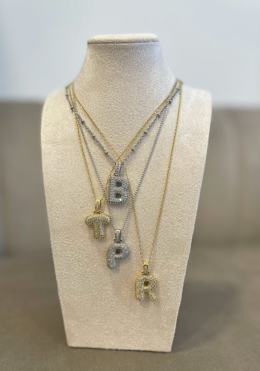 Collana lettera