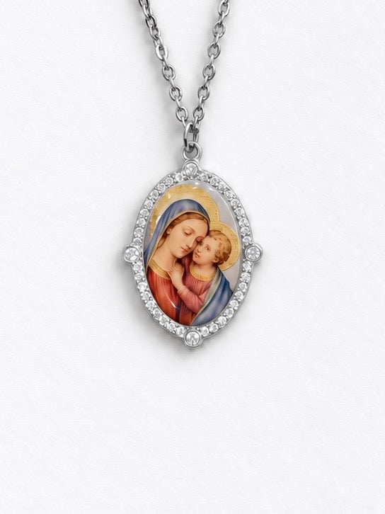 Collana Mater Luce
