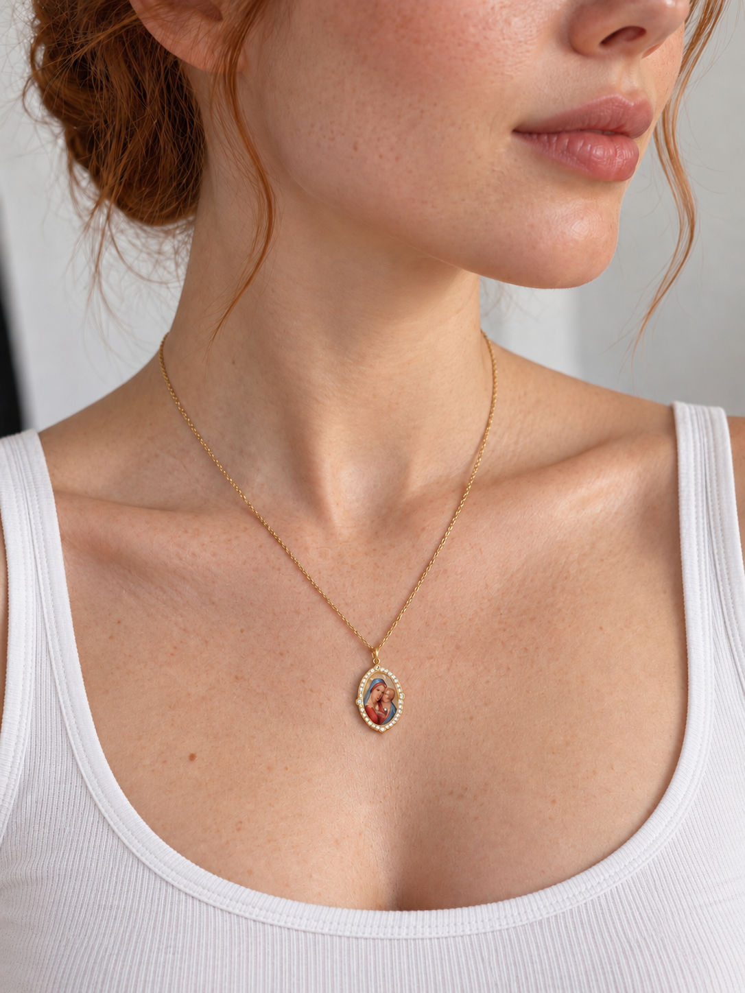 Collana Mater Luce