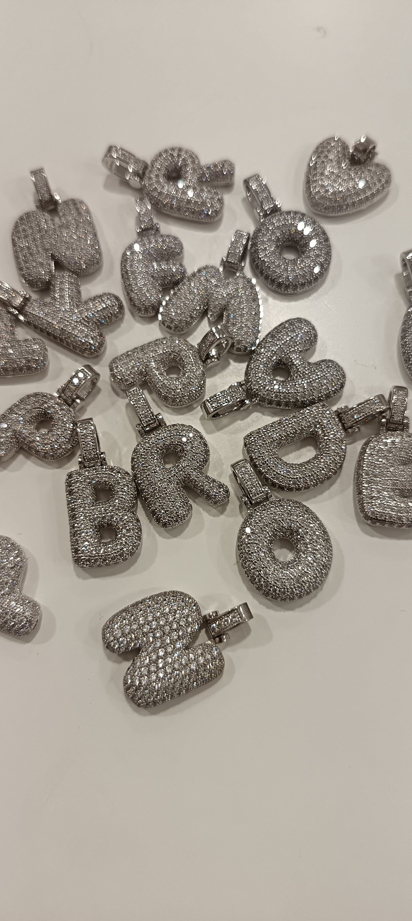 Charm Lettera Bubblè